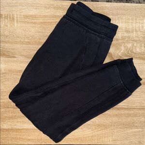 Black Lululemon Scuba Jogger Pants